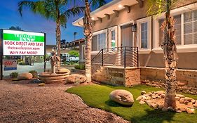 Traveler'S Inn Williams, Ca Modern Renovated Hotel